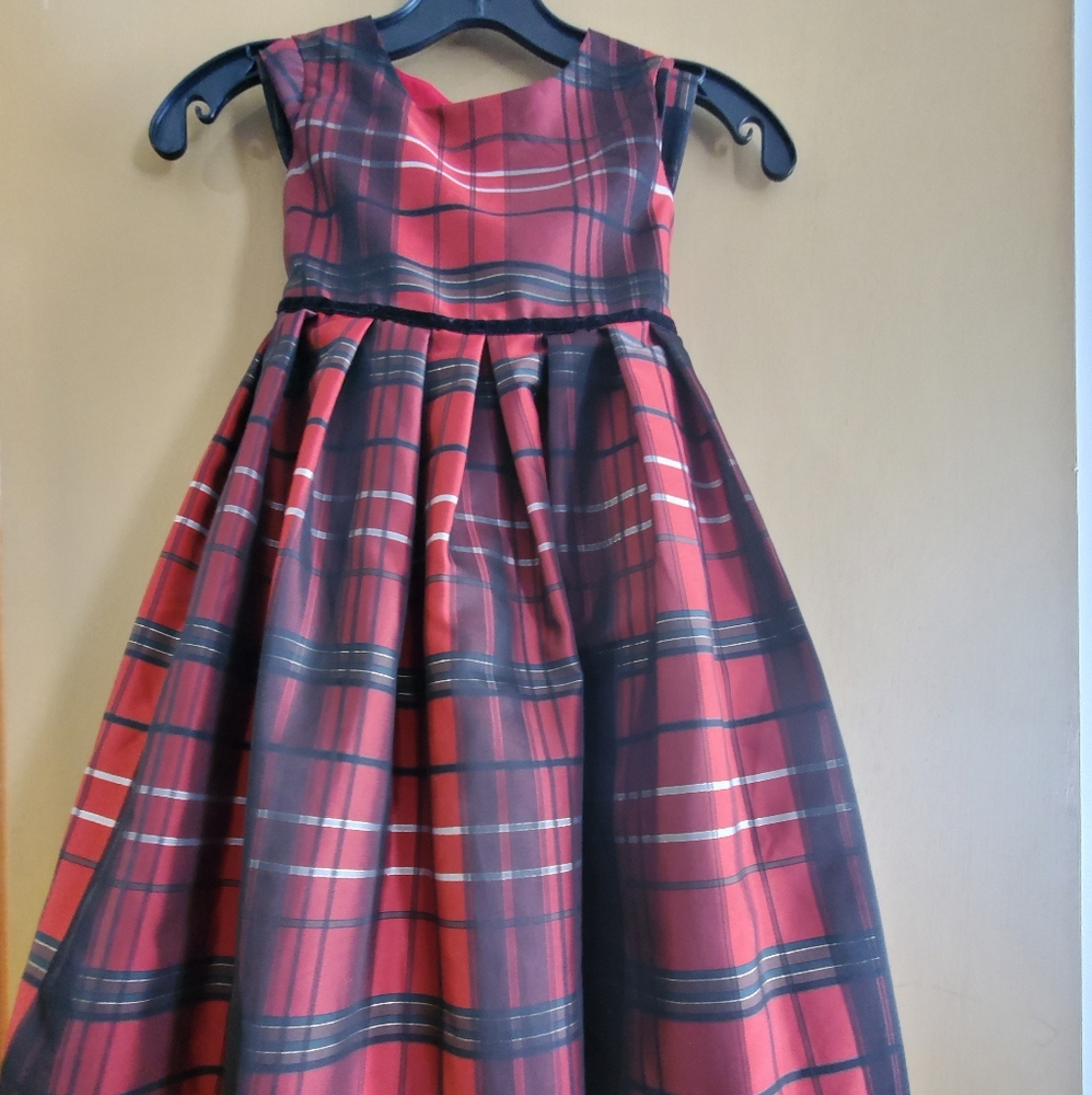 Pippa and Julie girl dress